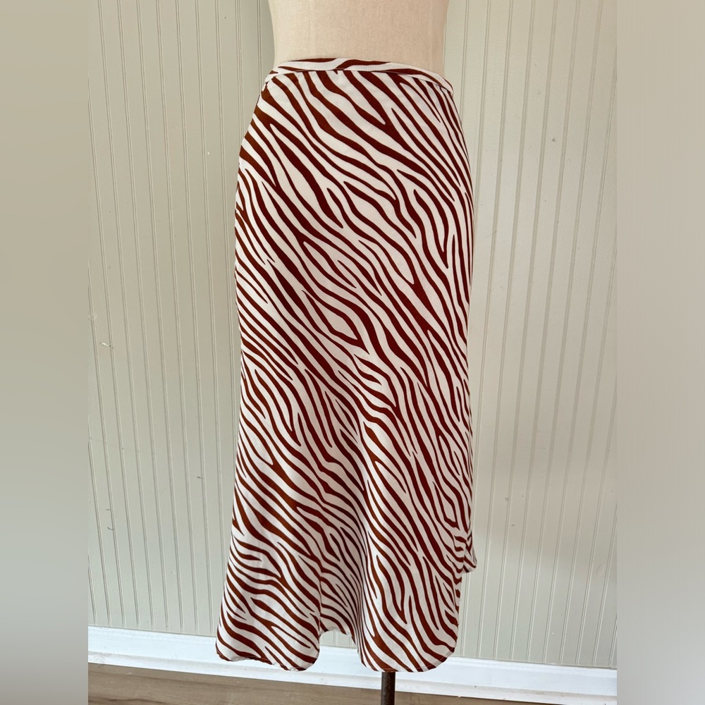 4SI3NNA Zebra Print Midi Skirt